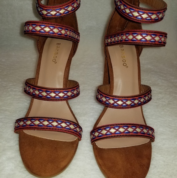 High  heels - Picture 2 of 4